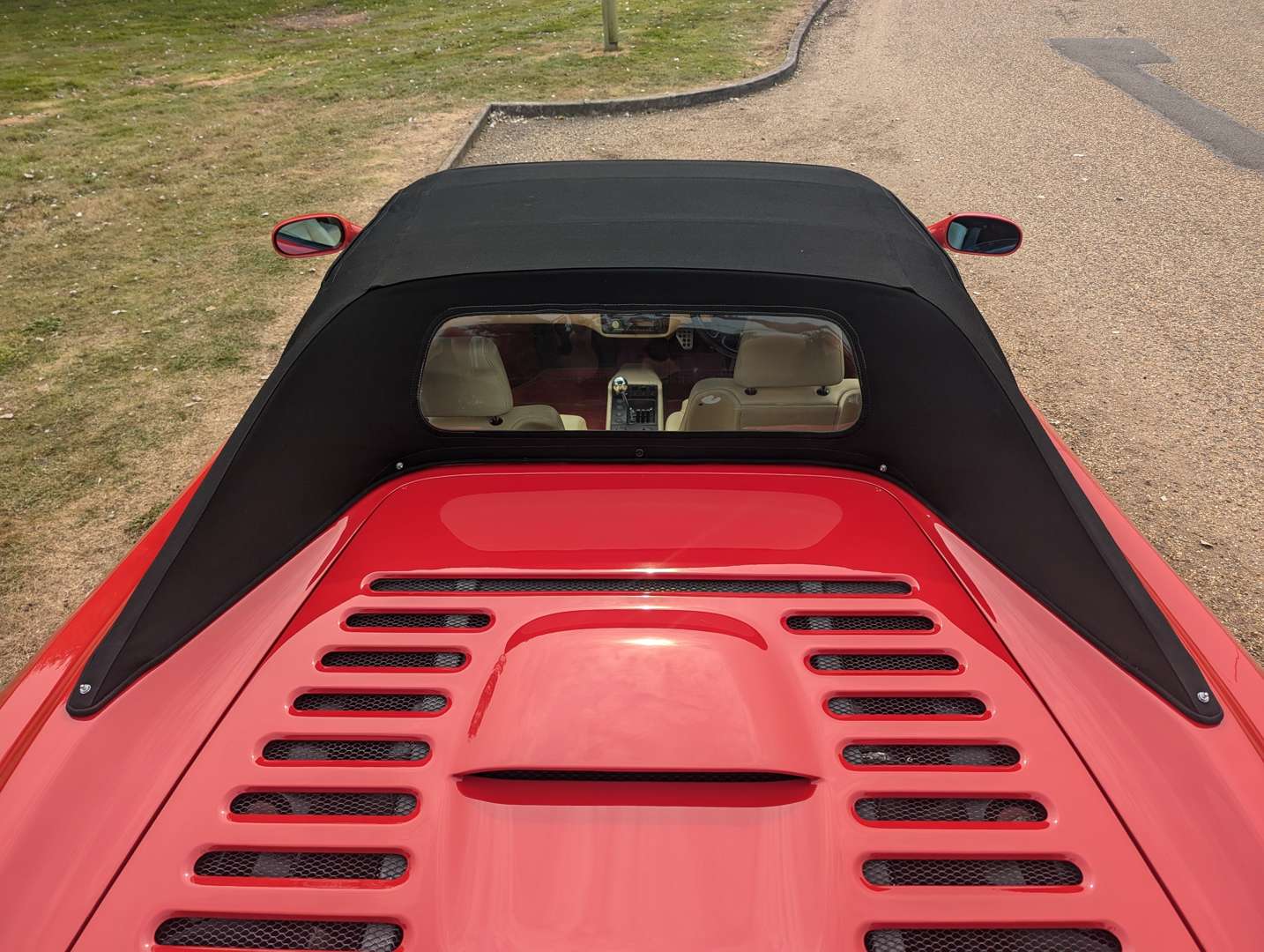 <p>1996 FERRARI 355 SPIDER&nbsp;</p>