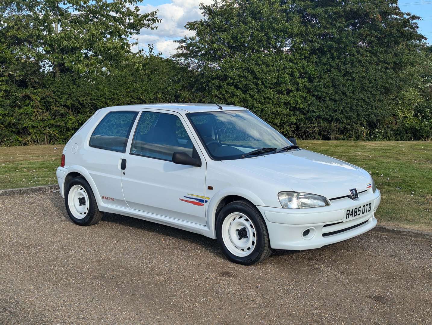 <p>1998 PEUGEOT 106 RALLYE</p>