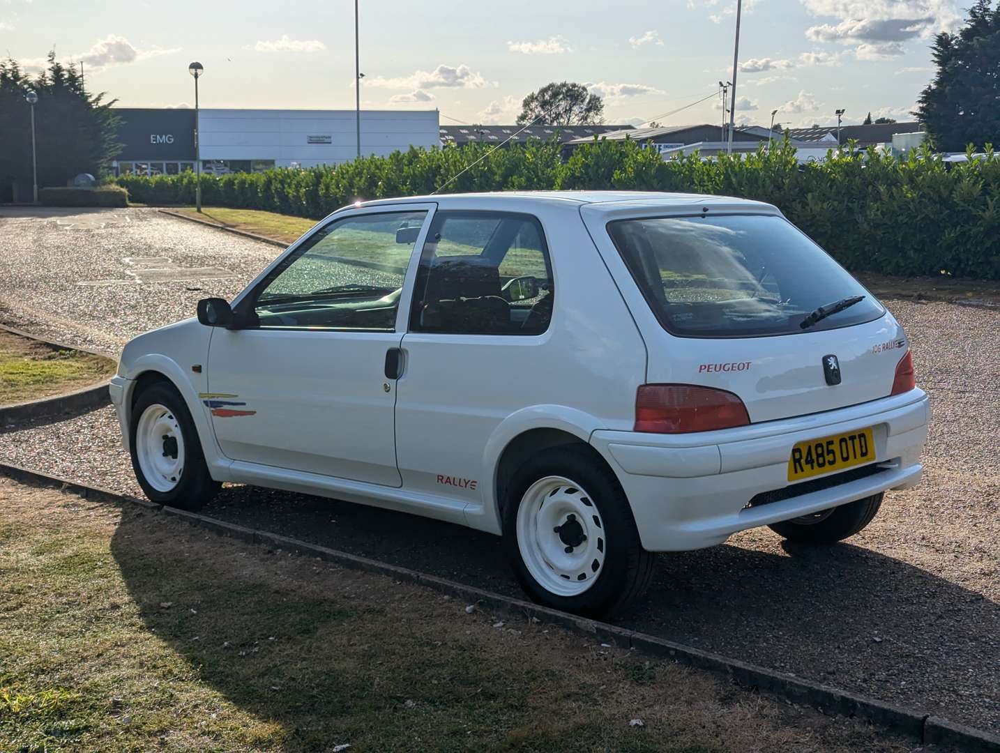 <p>1998 PEUGEOT 106 RALLYE</p>