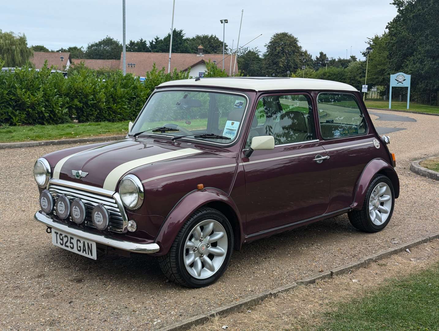 <p>1999 ROVER MINI COOPER</p>