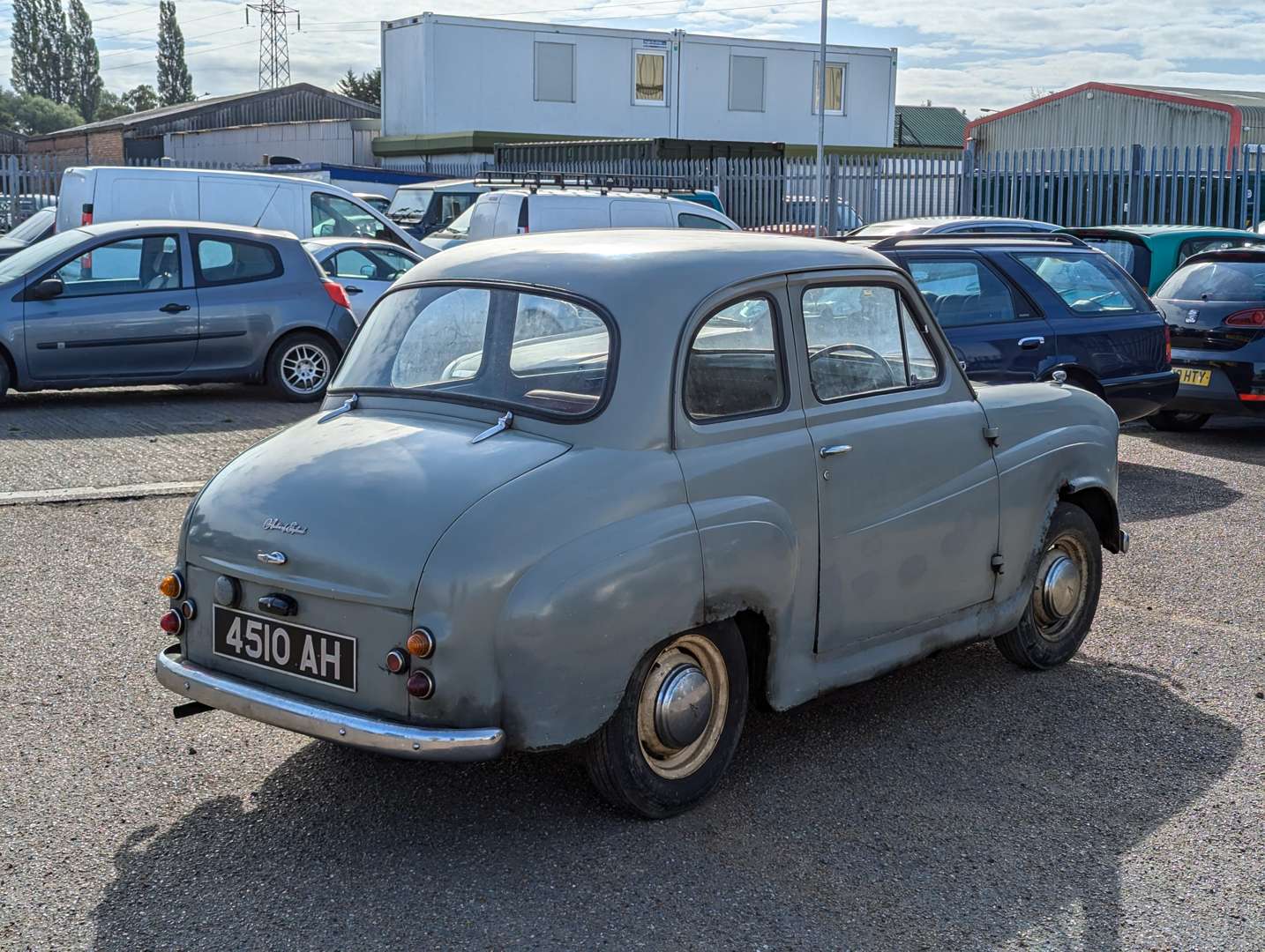 <p>1959 AUSTIN A35&nbsp;</p>