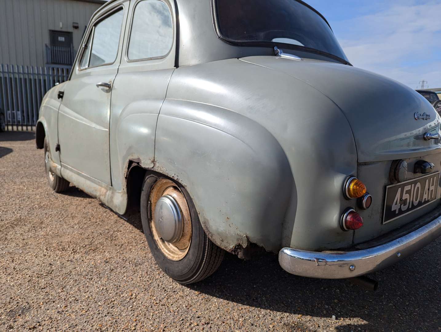 <p>1959 AUSTIN A35&nbsp;</p>