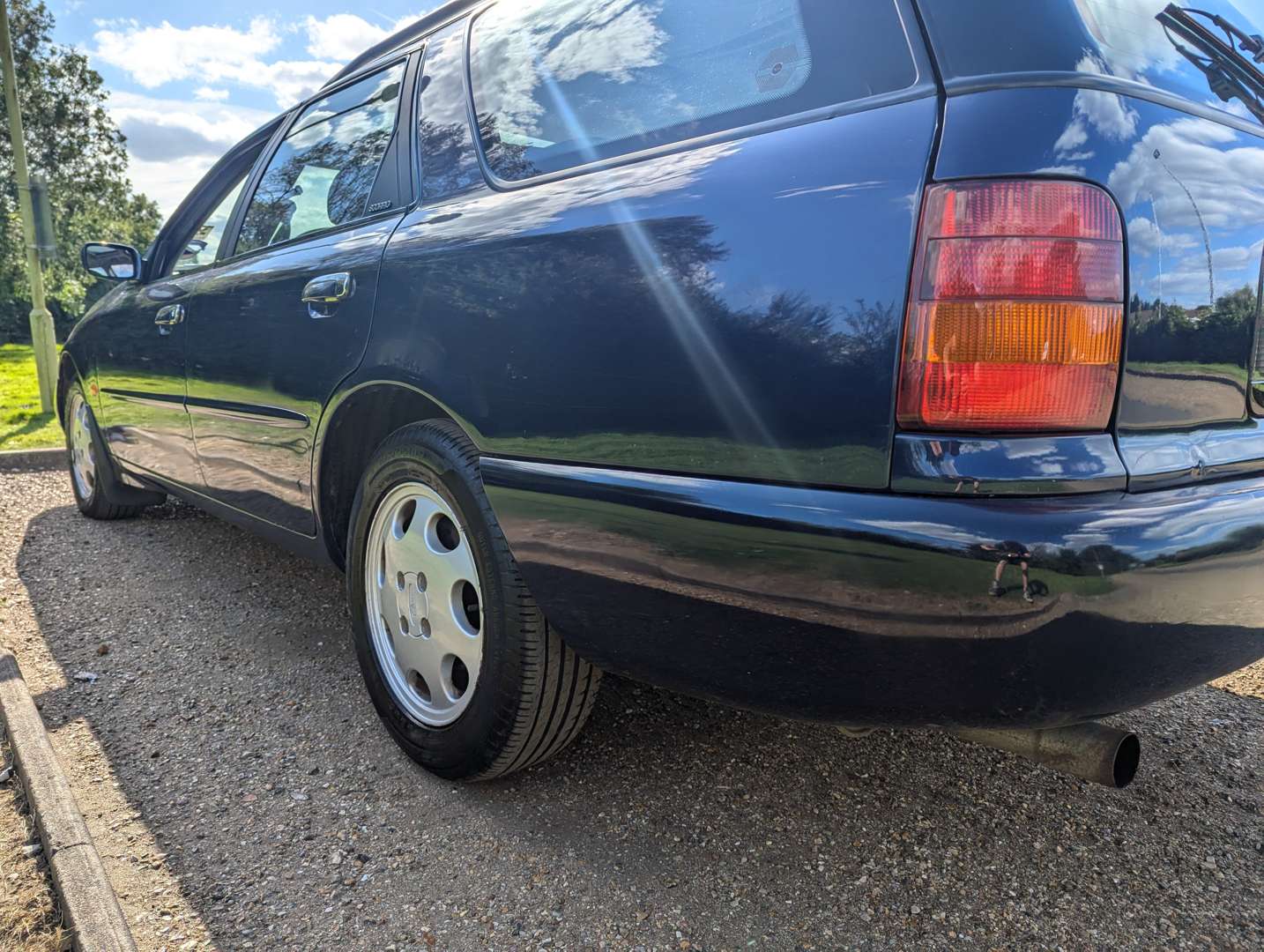 <p>1995 FORD SCORPIO ULTIMA 16V ESTATE&nbsp;</p>