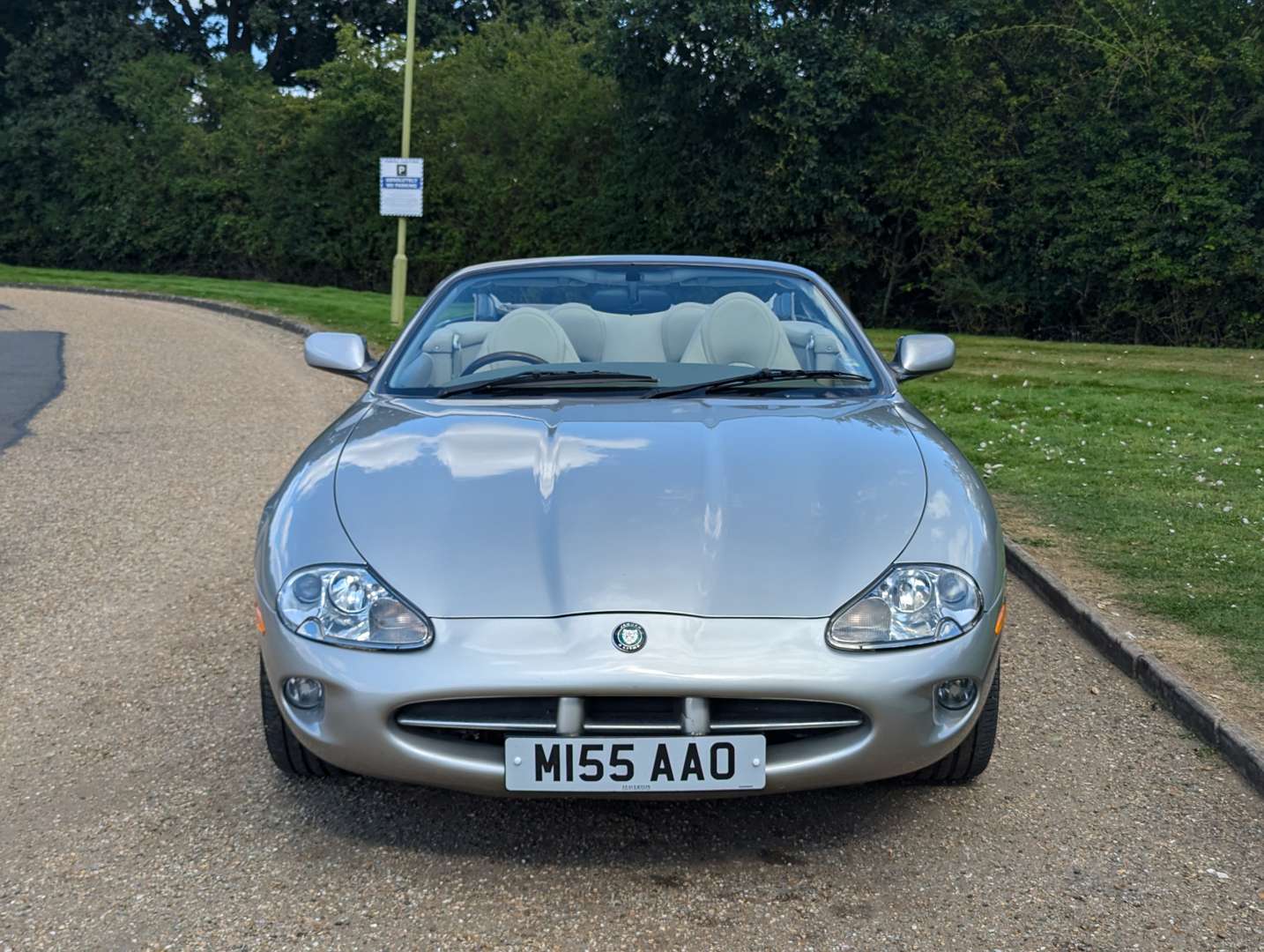 <p>1998 JAGUAR XK8 4.0 CONVERTIBLE AUTO</p>