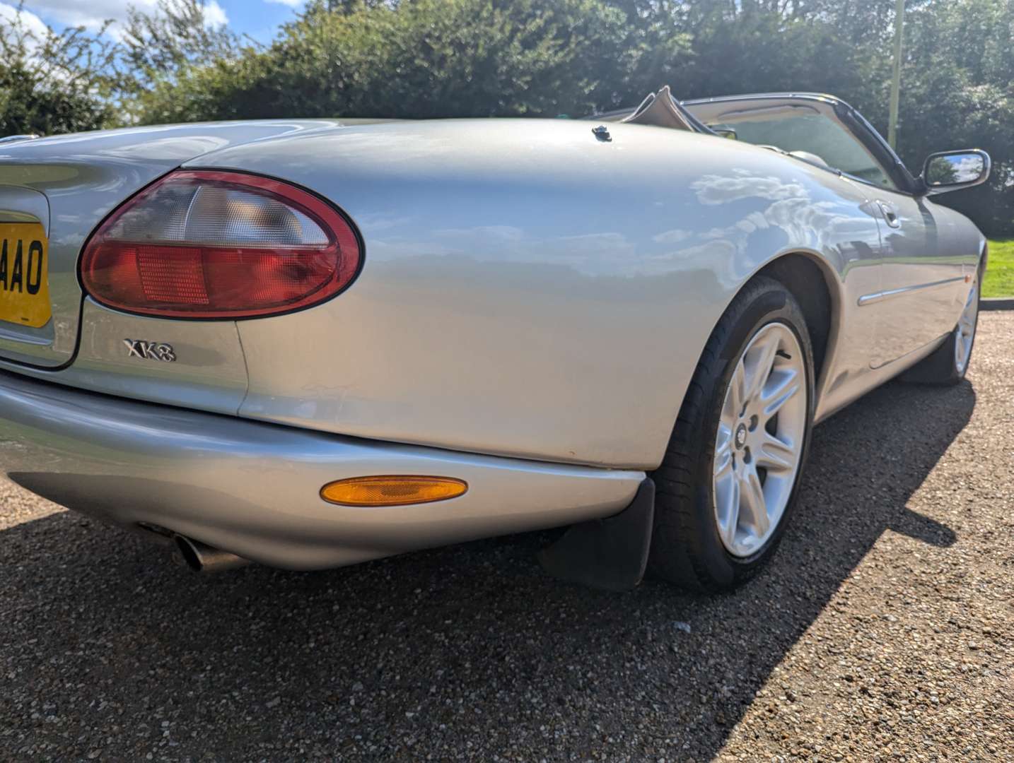 <p>1998 JAGUAR XK8 4.0 CONVERTIBLE AUTO</p>