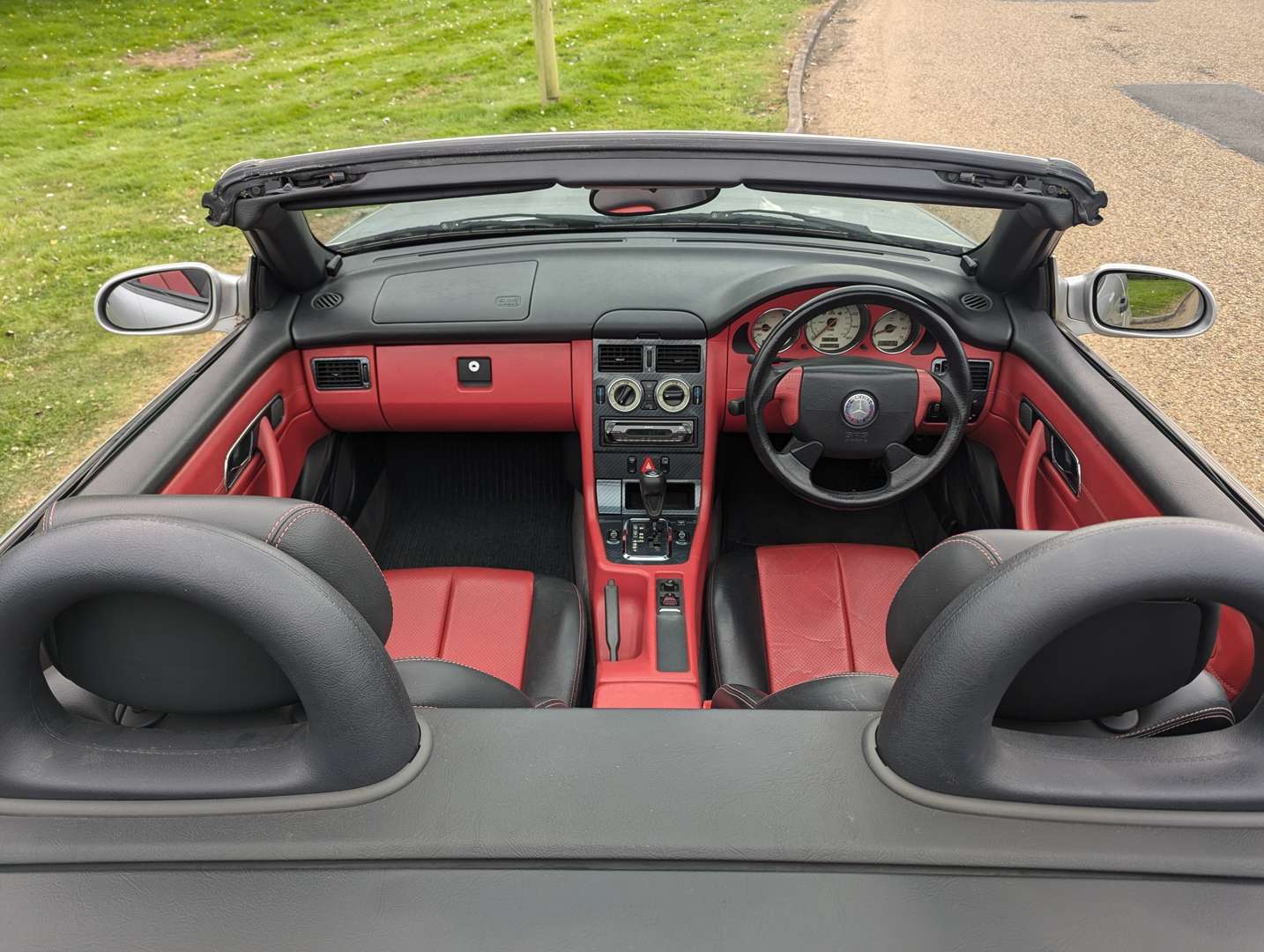 <p>1998 MERCEDES SLK 230 KOMPRESSOR AUTO</p>