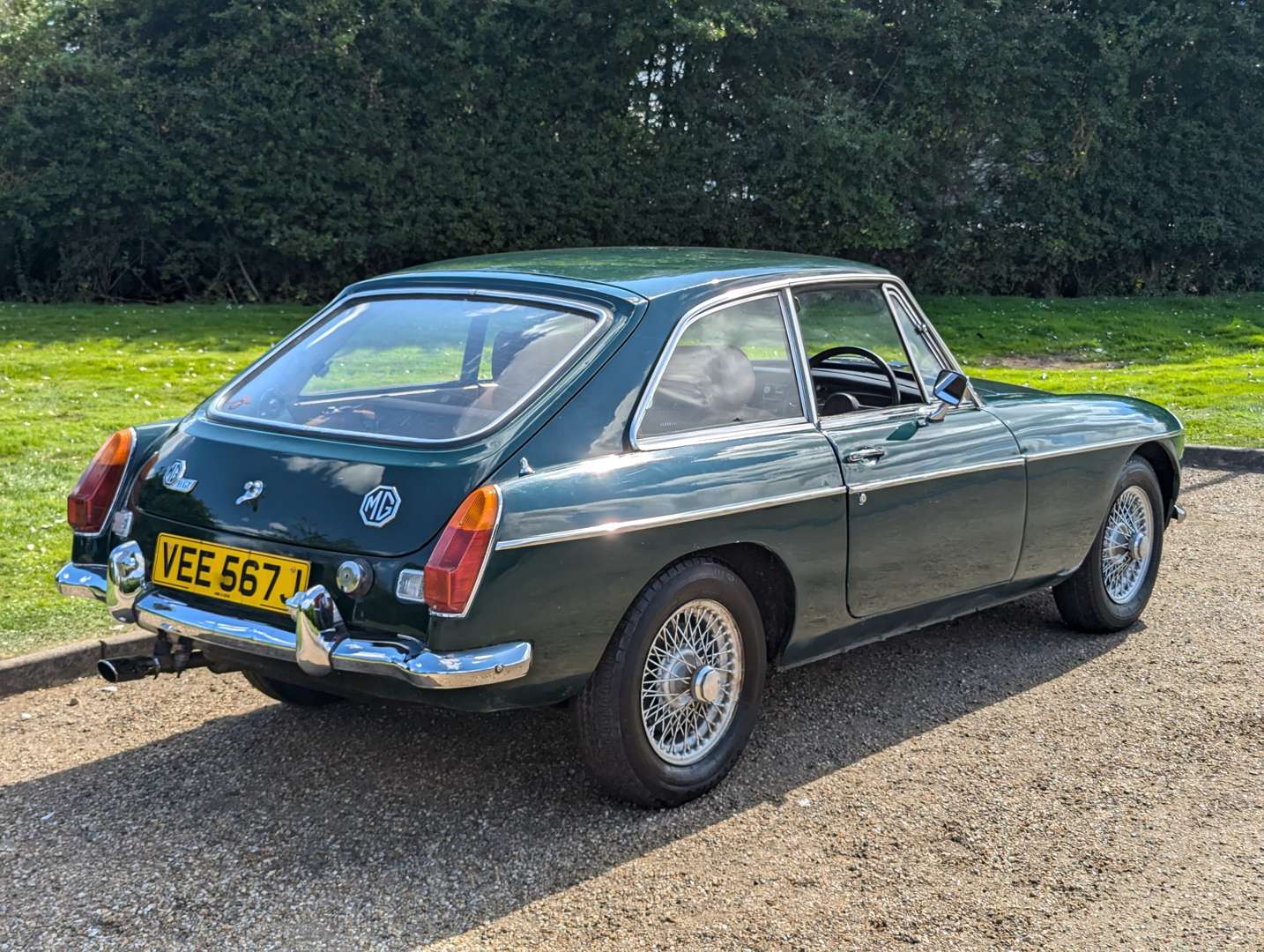 <p>1971 MG BGT</p>