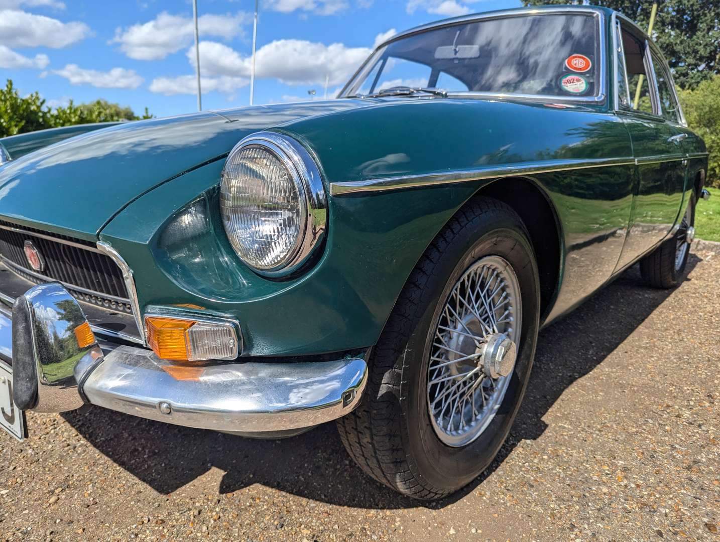 <p>1971 MG BGT</p>