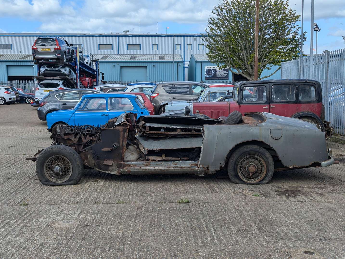 <p>1960 ALVIS TD21 ROLLING CHASSIS&nbsp;</p>