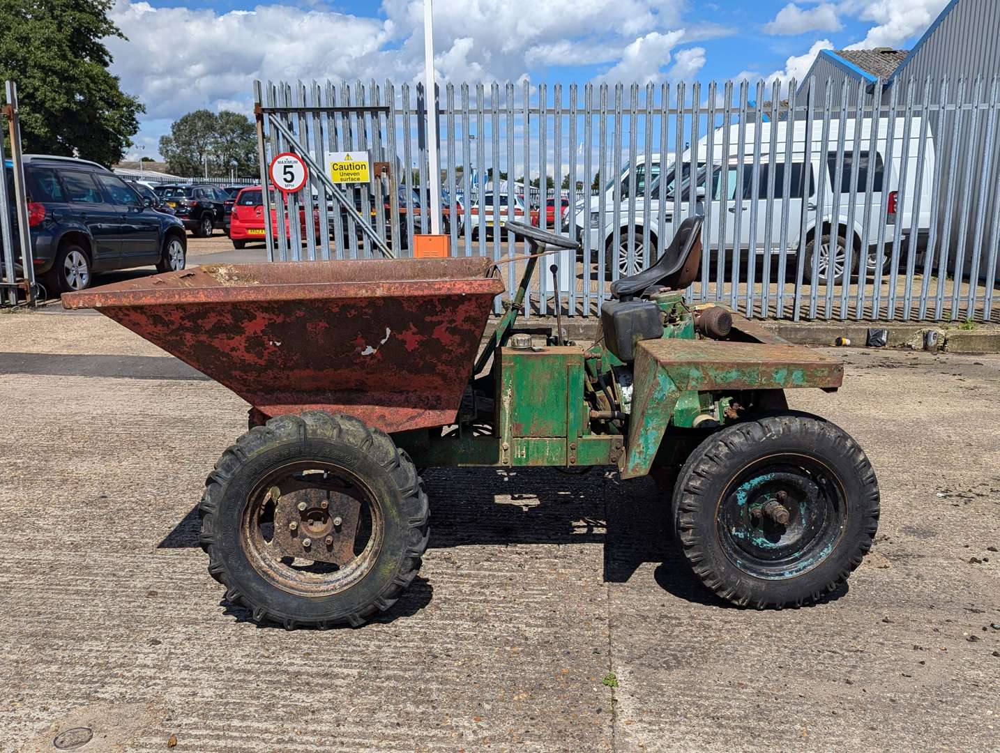 <p>BENFORD DUMPER&nbsp;</p>