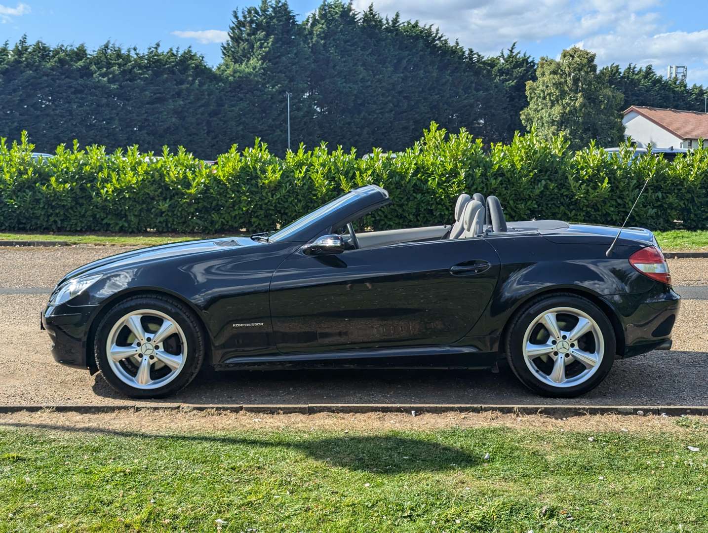 <p>2005 MERCEDES SLK 200 KOMPRESSOR AUTO</p>