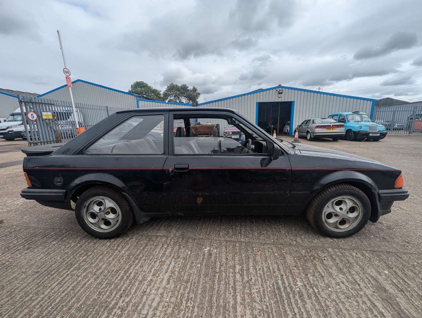 <p>1983 FORD ESCORT XR3I</p>