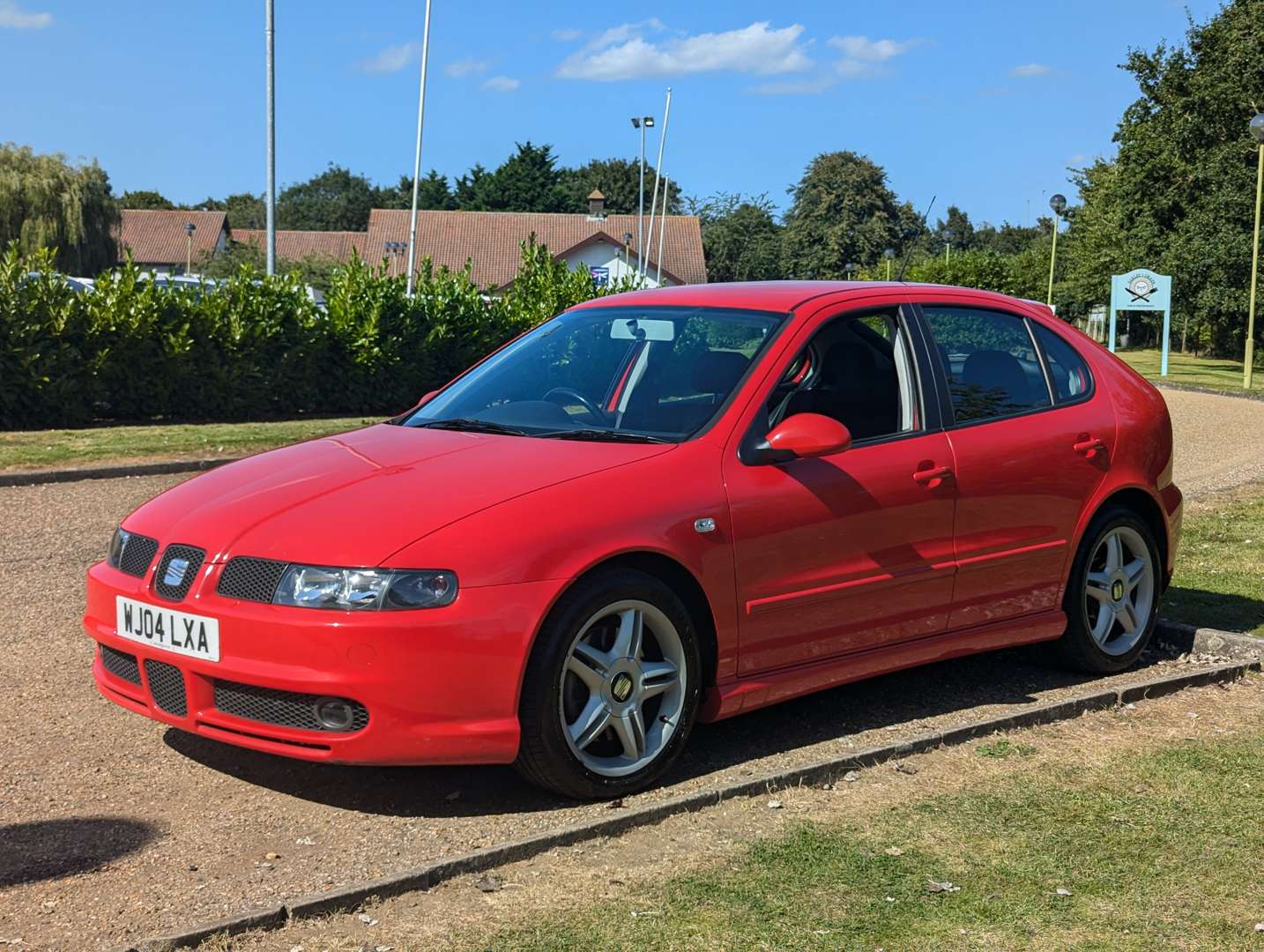 <p>2004 SEAT LEON 20V TURBO CUPRA</p>