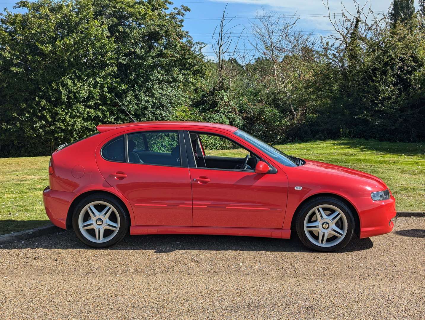 <p>2004 SEAT LEON 20V TURBO CUPRA</p>