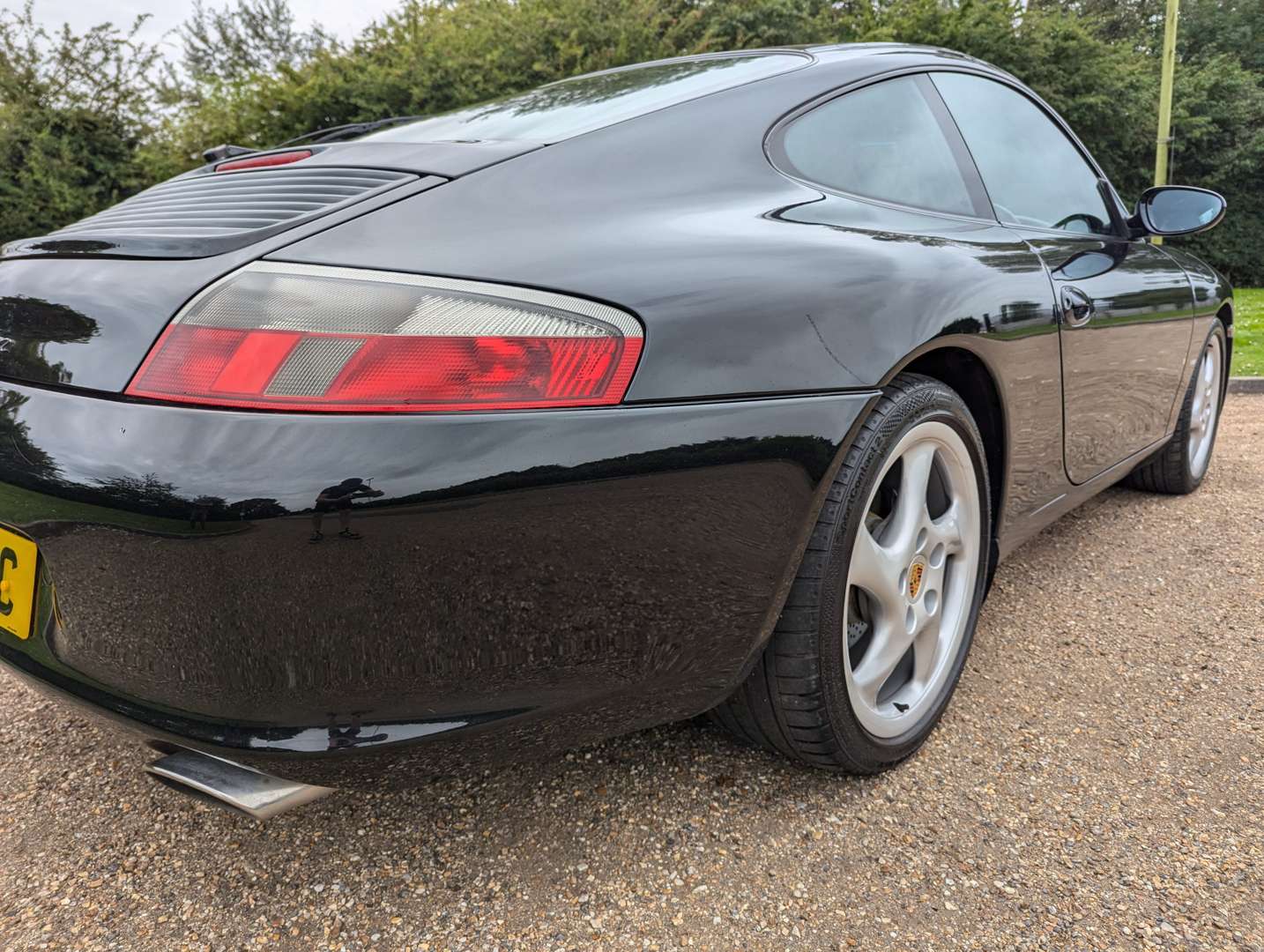 <p>2003 PORSCHE (996) 911 3.6 C2 TIPTRONIC</p>