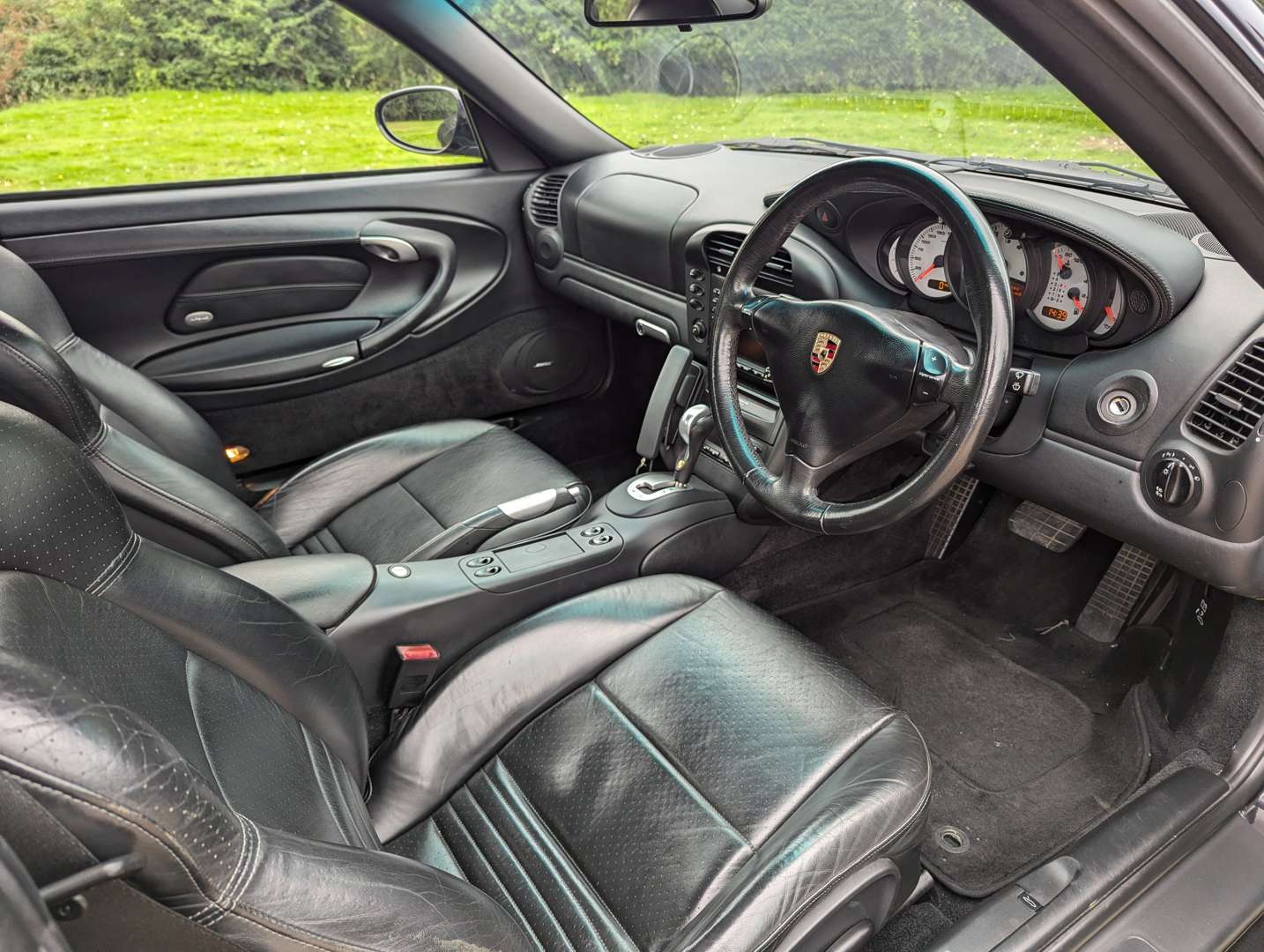 <p>2003 PORSCHE (996) 911 3.6 C2 TIPTRONIC</p>