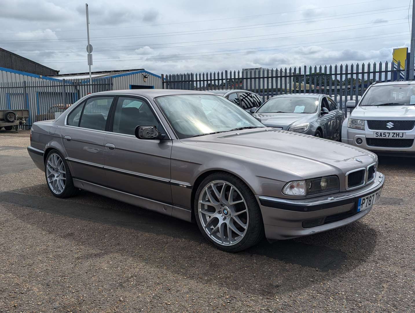 <p>1997 BMW 740I AUTO</p>