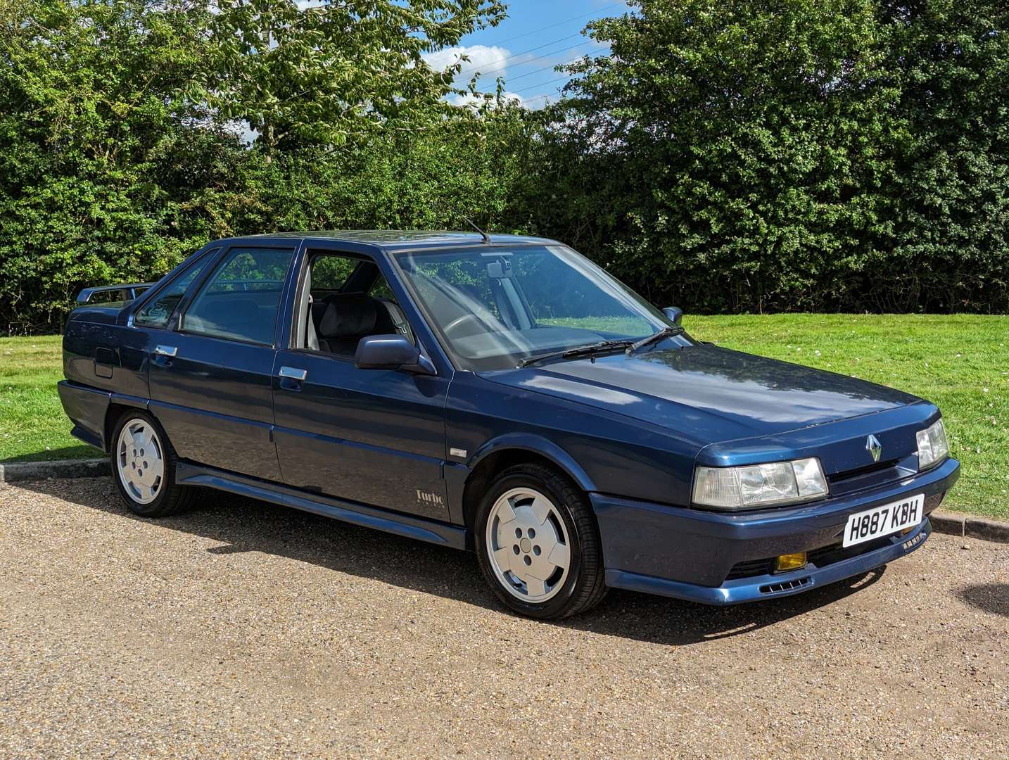 <p>1991 RENAULT 21 TURBO QUADRA</p>