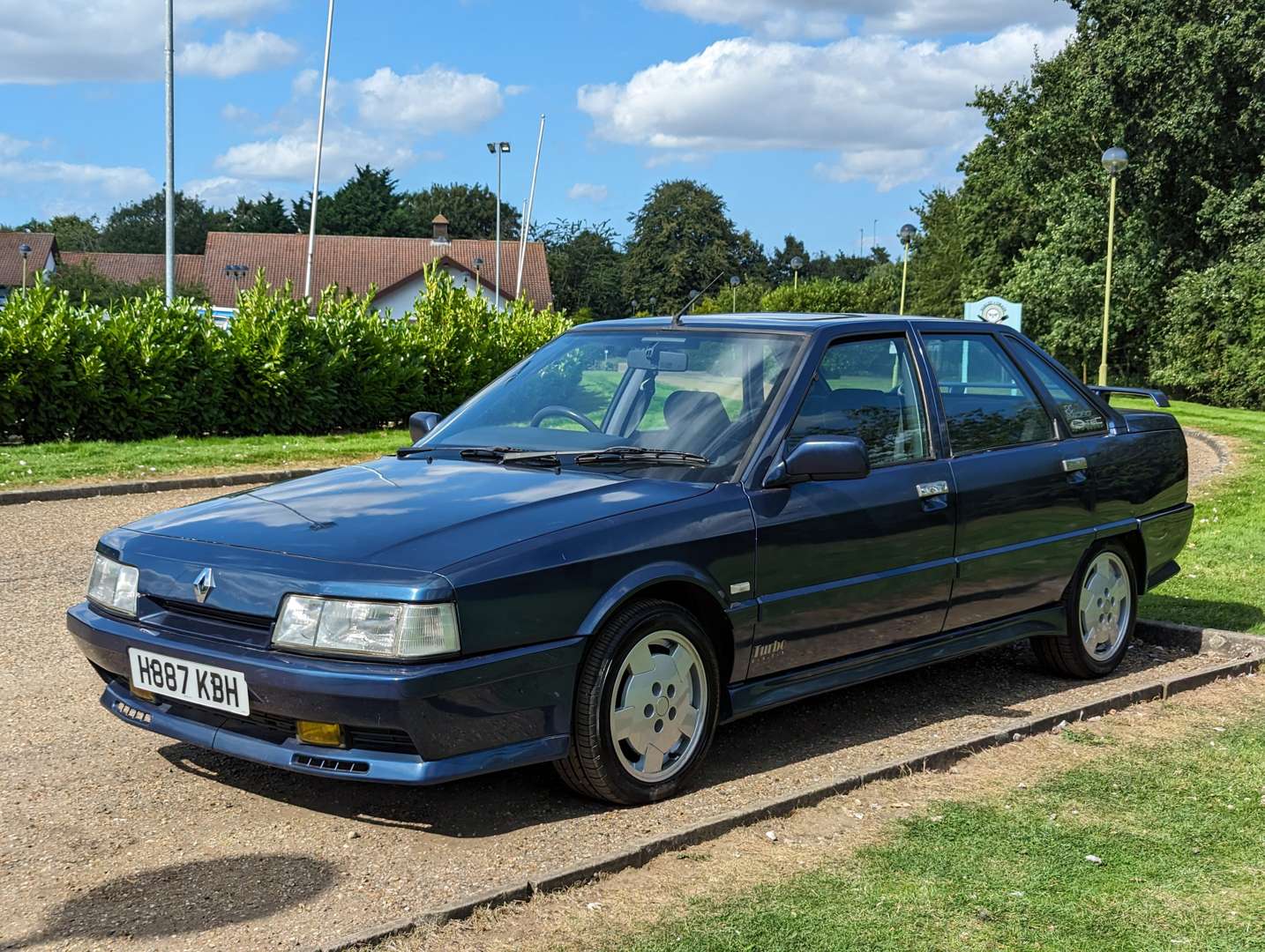 <p>1991 RENAULT 21 TURBO QUADRA</p>