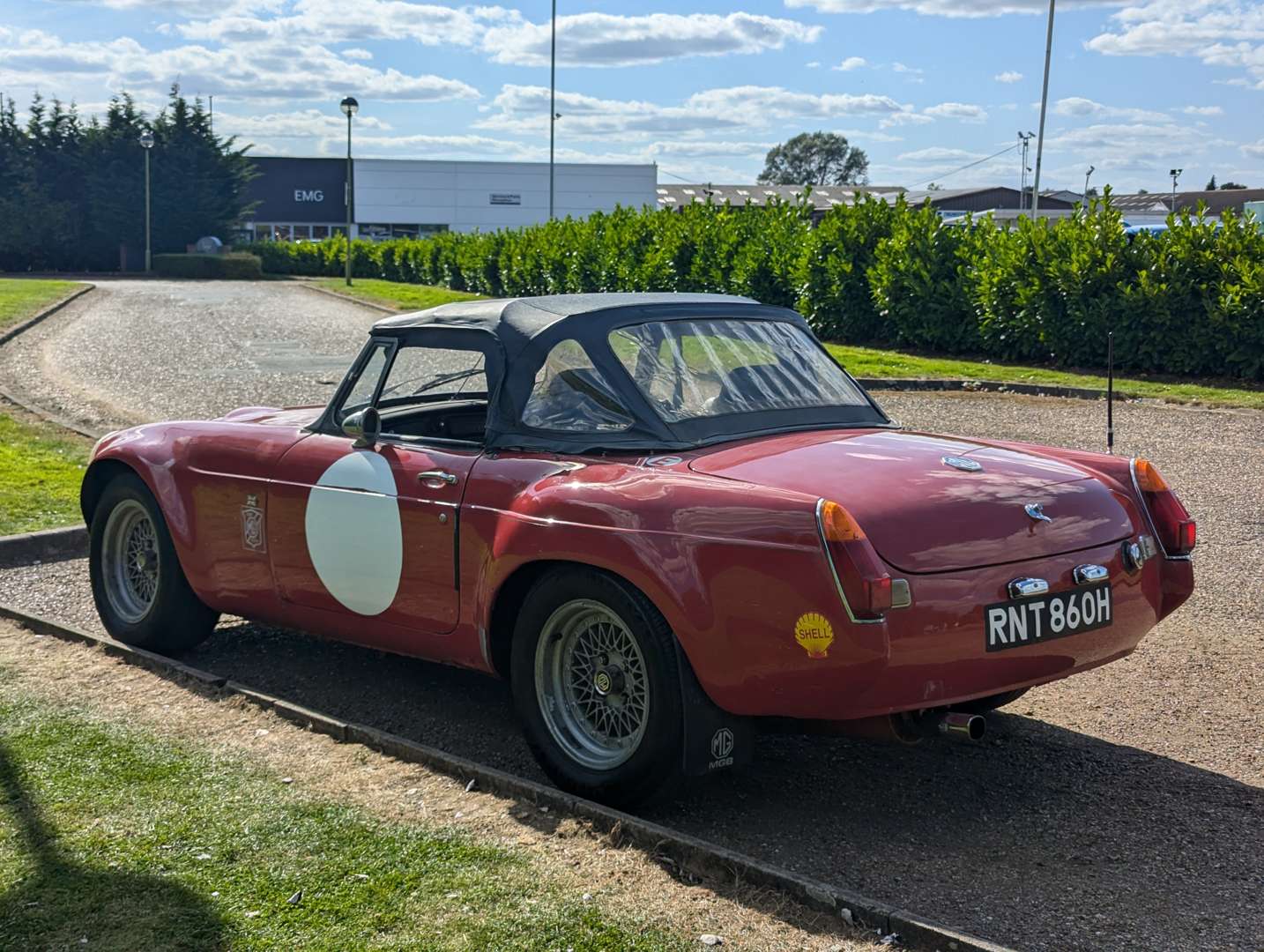 <p>1970 MG B ROADSTER&nbsp;</p>