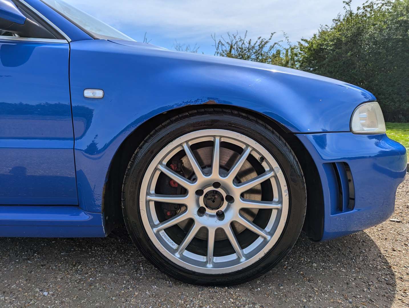 <p>2001 AUDI RS4 QUATTRO ESTATE&nbsp;</p>