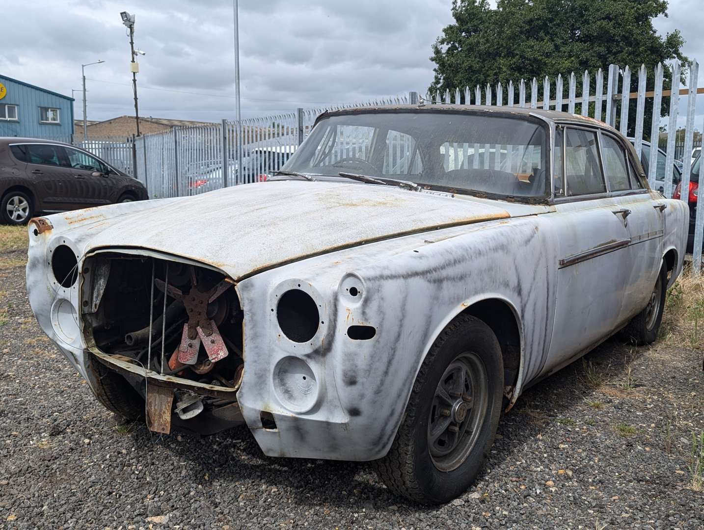 <p>1969 ROVER P5B 3.5 COUPE&nbsp;</p>