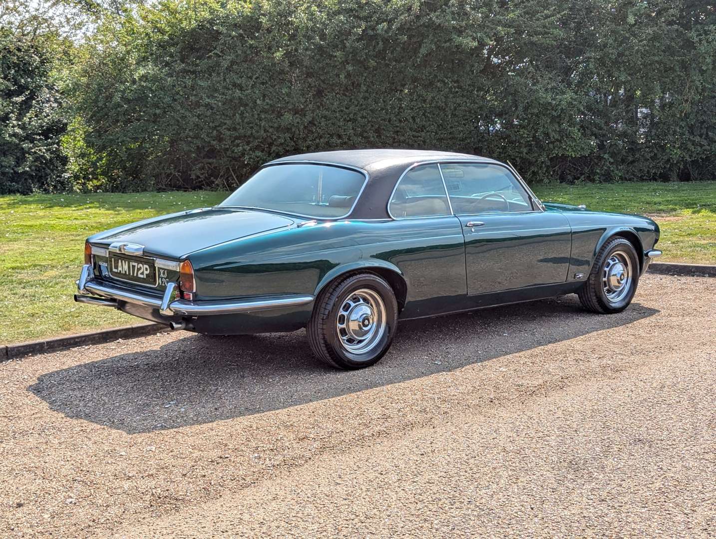 <p>1976 JAGUAR XJ 4.2 C AUTO</p>