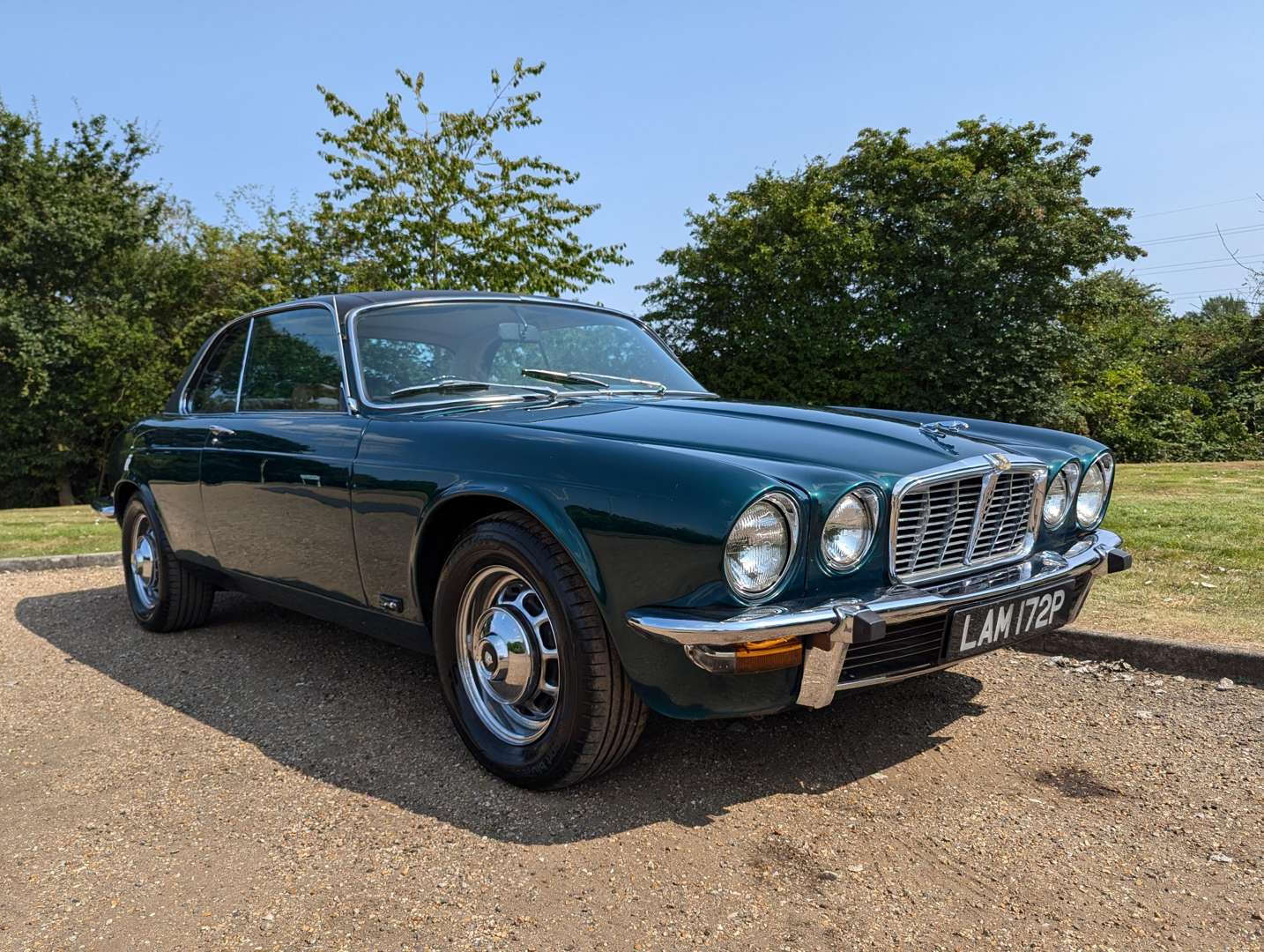 <p>1976 JAGUAR XJ 4.2 C AUTO</p>