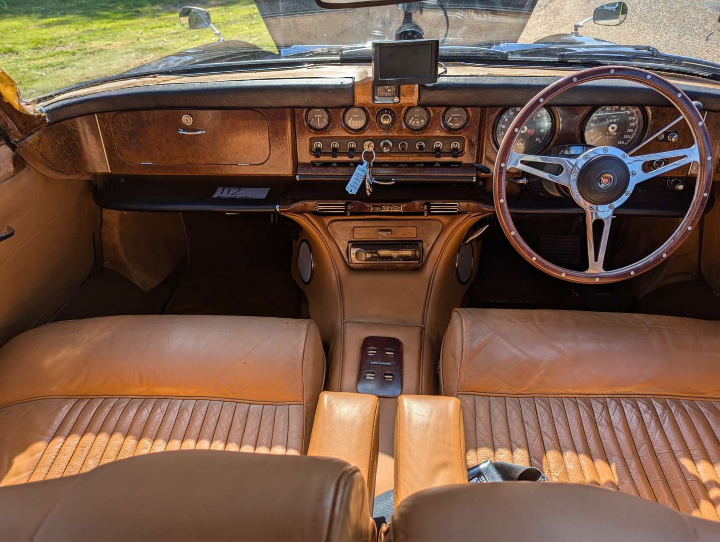 <p>1969 JAGUAR 420G AUTO</p>