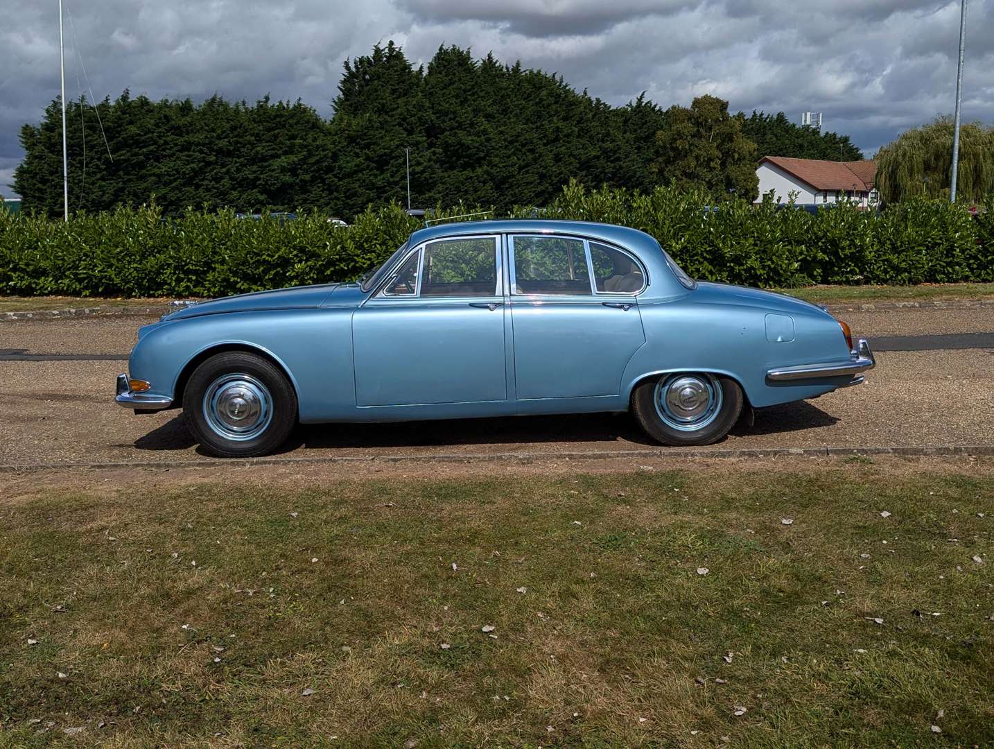 <p>1967 JAGUAR S-TYPE 3.4&nbsp;</p>