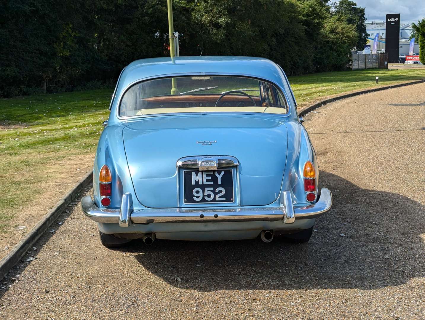 <p>1967 JAGUAR S-TYPE 3.4&nbsp;</p>