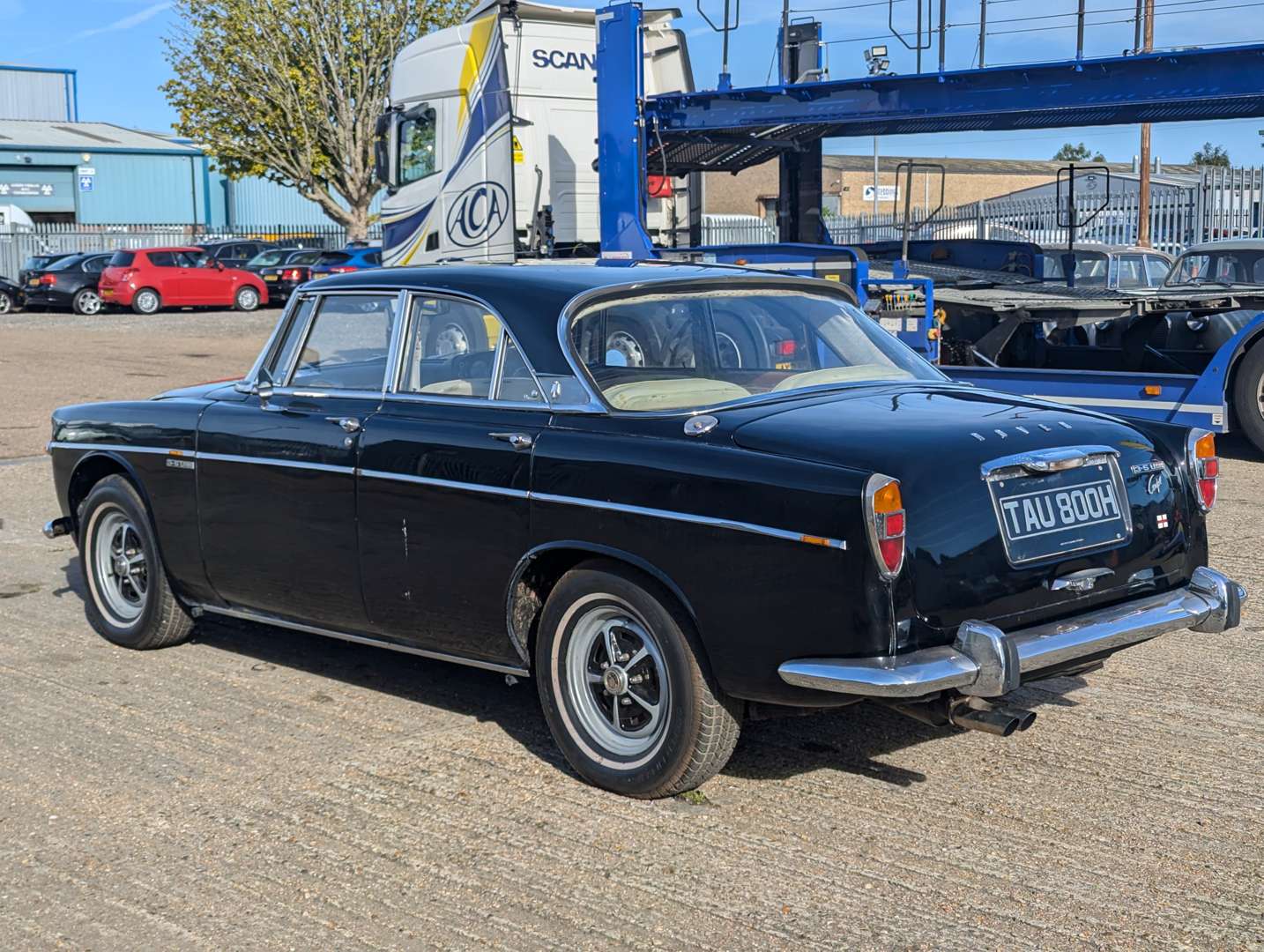 <p>1970 ROVER P5B 3.5 COUPE AUTO&nbsp;</p>