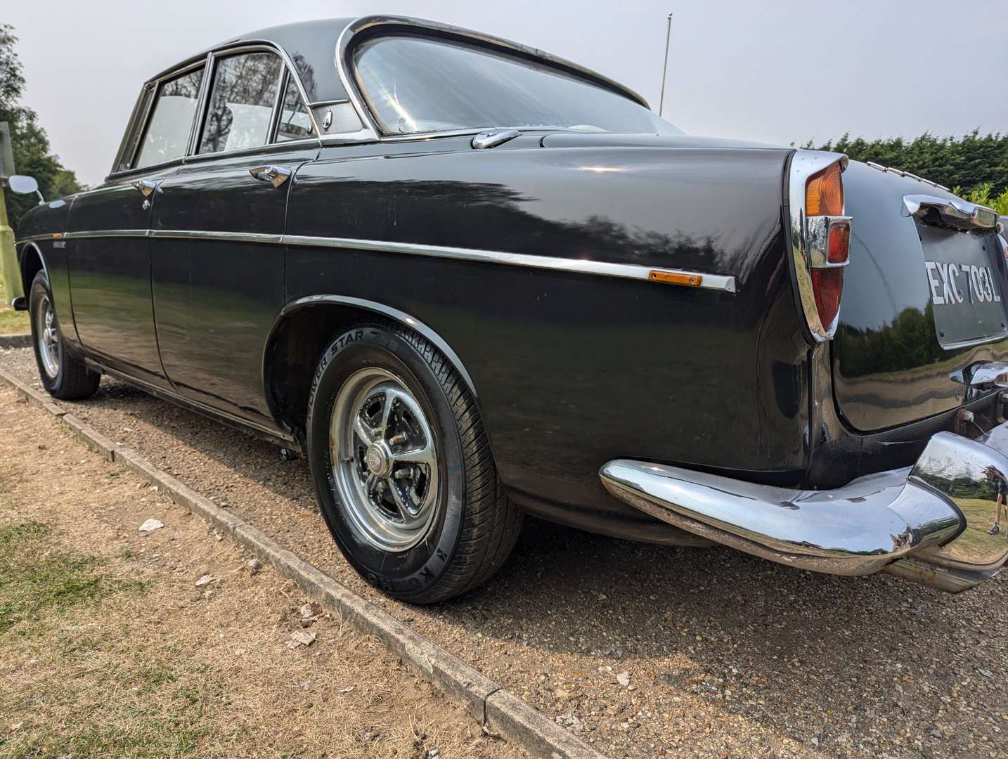 <p>1972 ROVER P5B 3.5 LITRE AUTO</p>