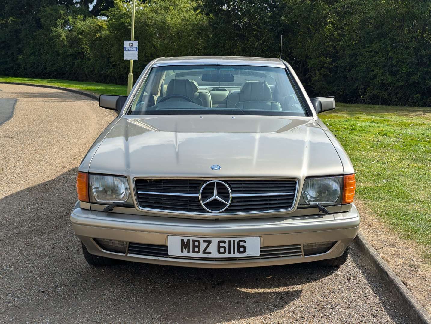 <p>1990 MERCEDES 500 SEC AUTO</p>