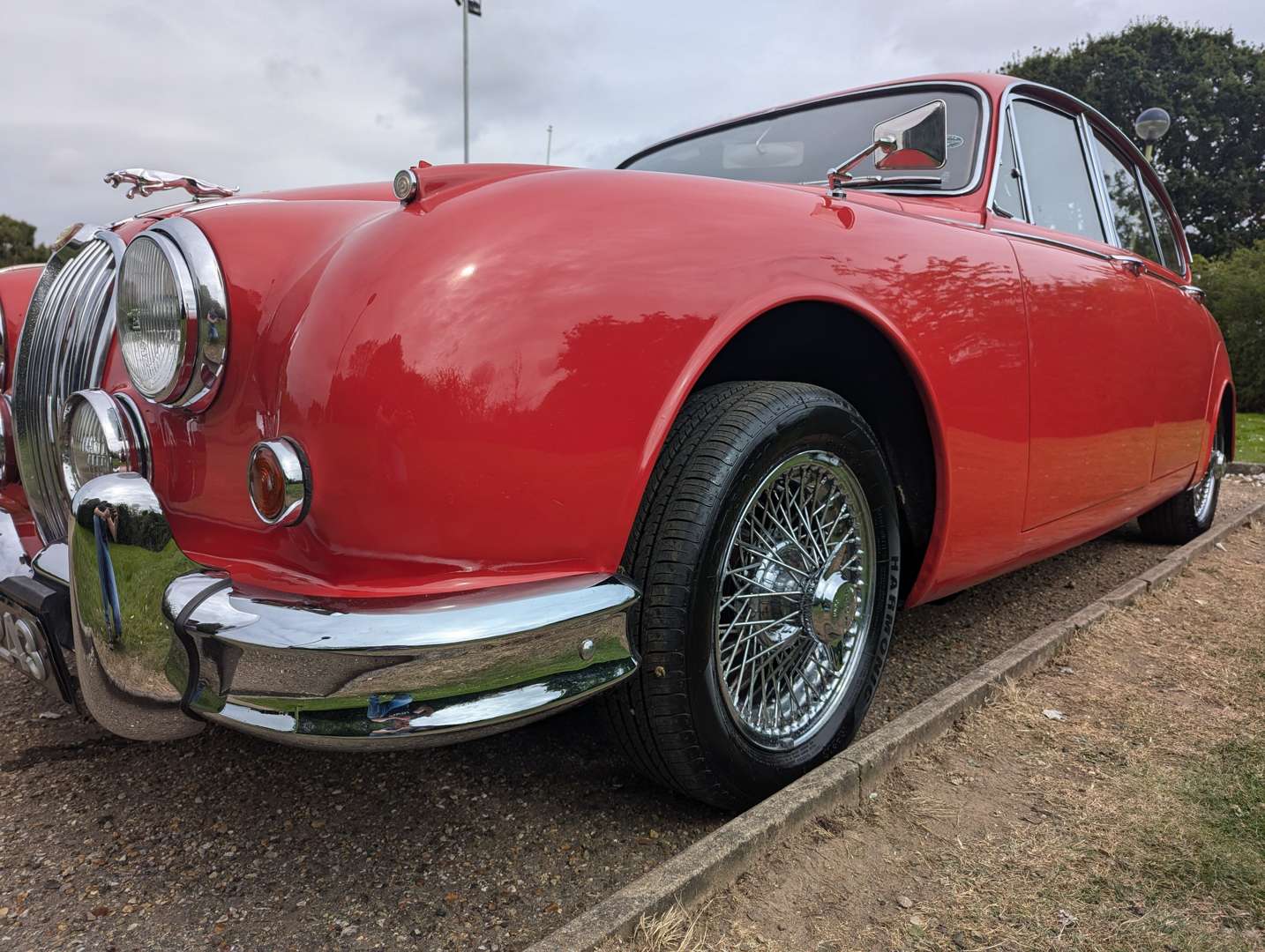 <p>1961 JAGUAR MKII 3.8&nbsp;</p>