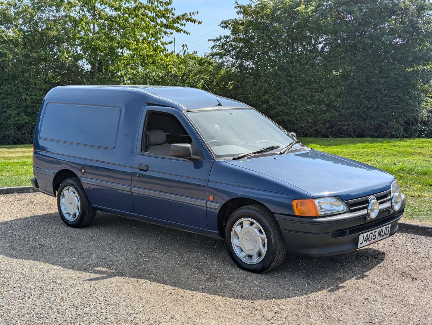 <p>1991 FORD ESCORT 1.3 VAN</p>