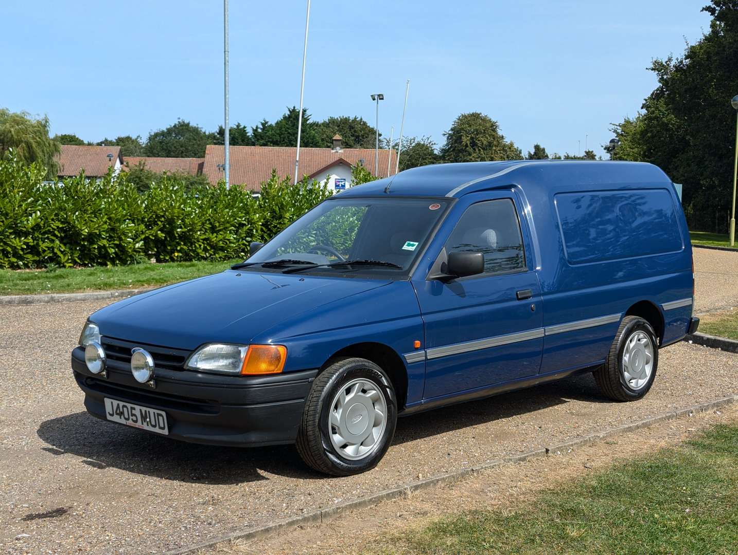 <p>1991 FORD ESCORT 1.3 VAN</p>