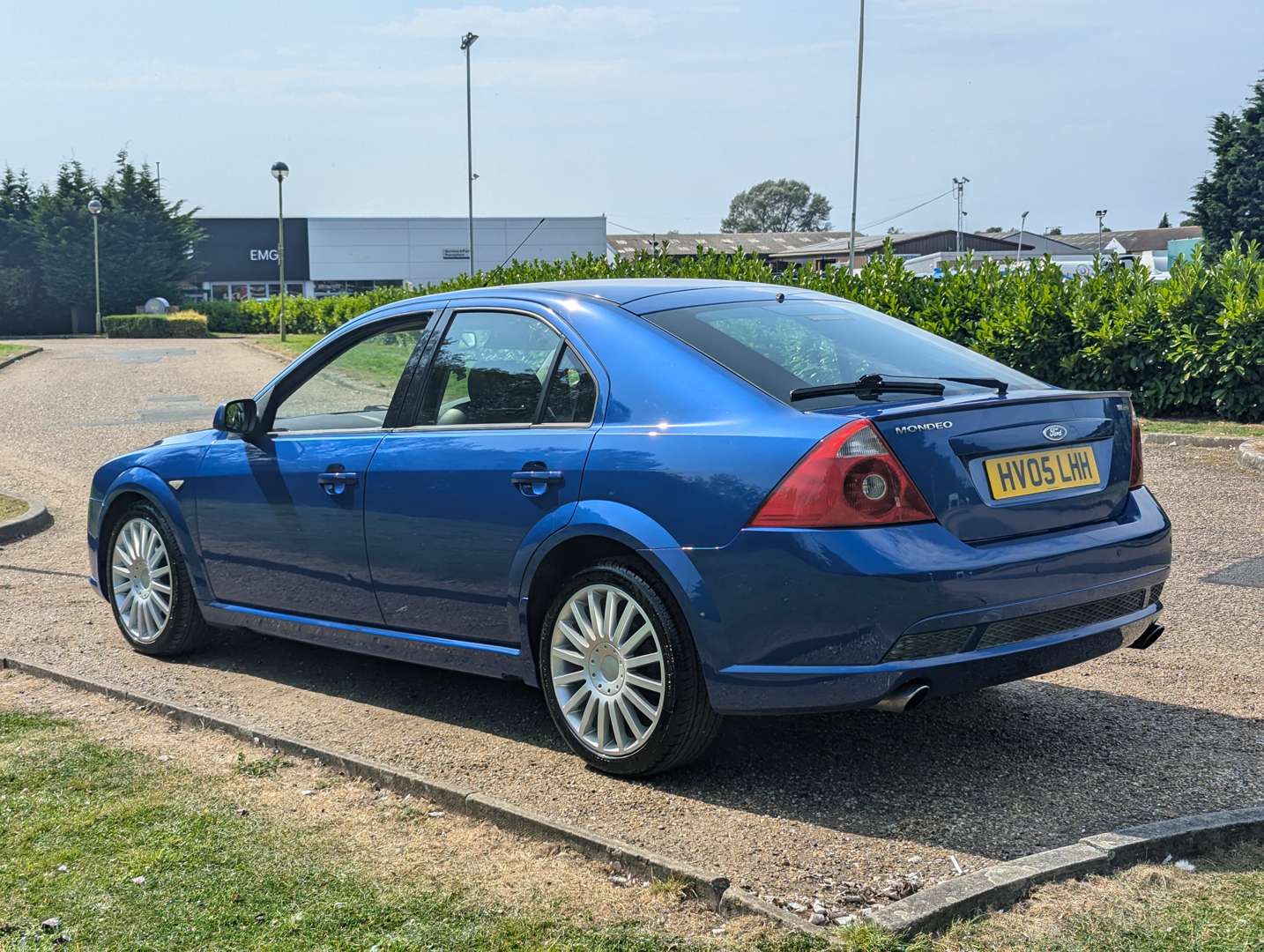 <p>2005 FORD MONDEO ST220</p>