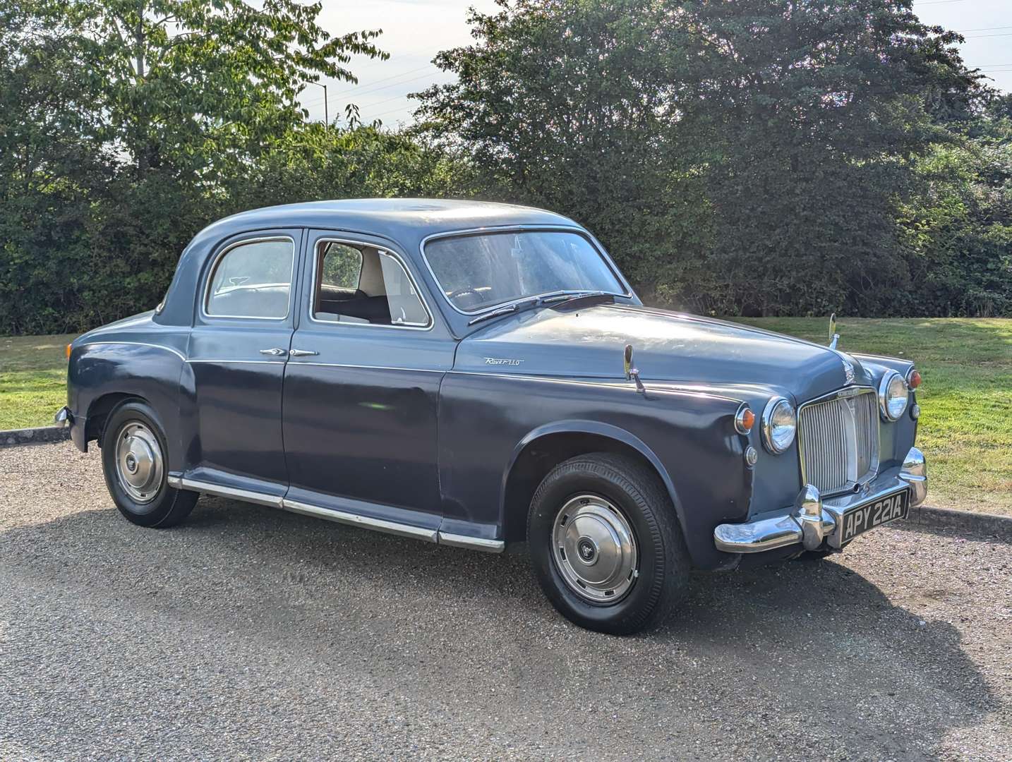 <p>1963 ROVER P4 110&nbsp;</p>