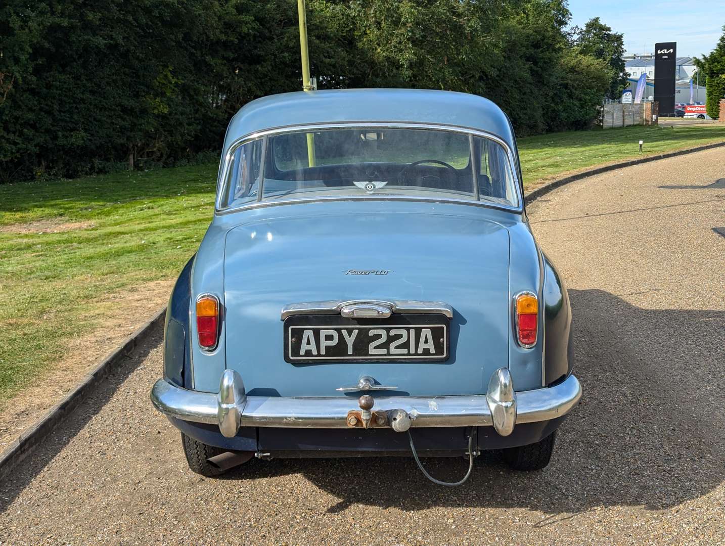 <p>1963 ROVER P4 110&nbsp;</p>