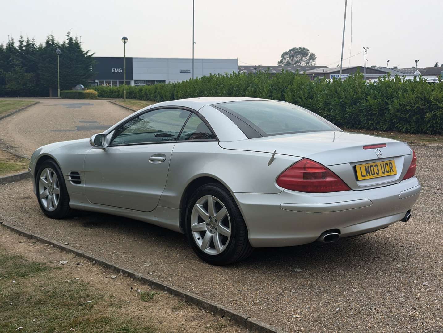 <p>2003 MERCEDES SL 350 AUTO</p>