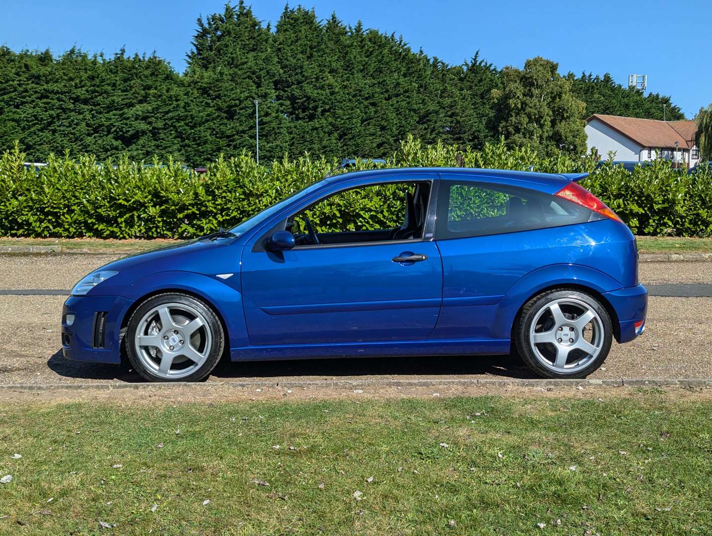 <p>2003 FORD FOCUS RS</p>