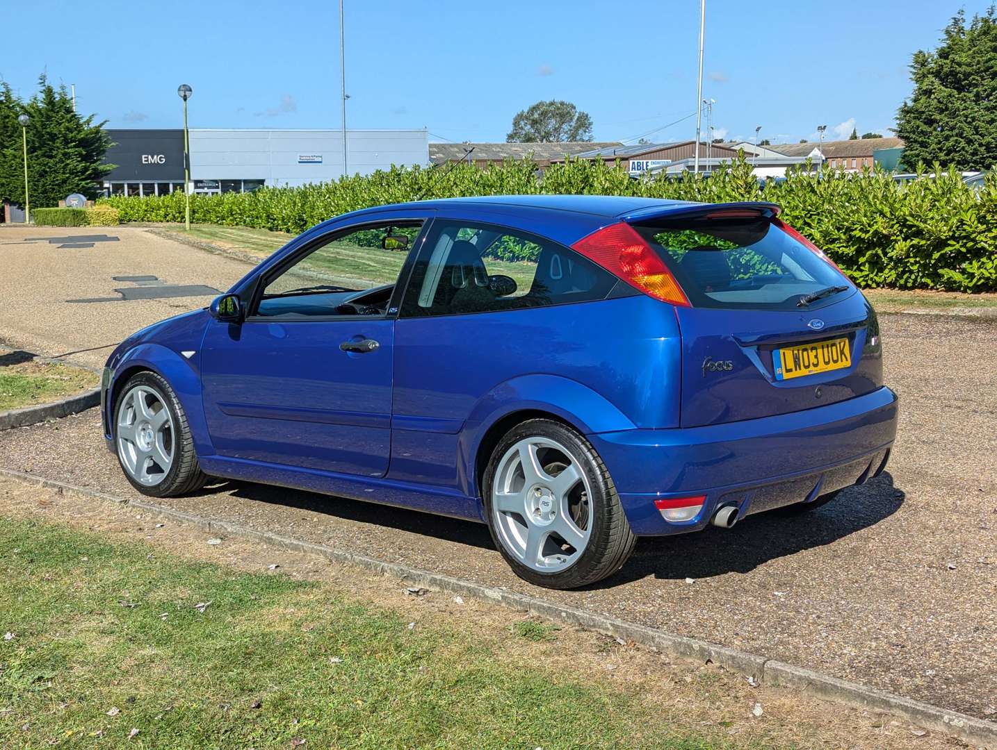 <p>2003 FORD FOCUS RS</p>