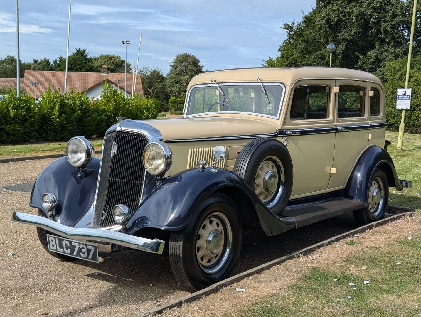 <p>1934 CHRYSLER KEW SIX</p>