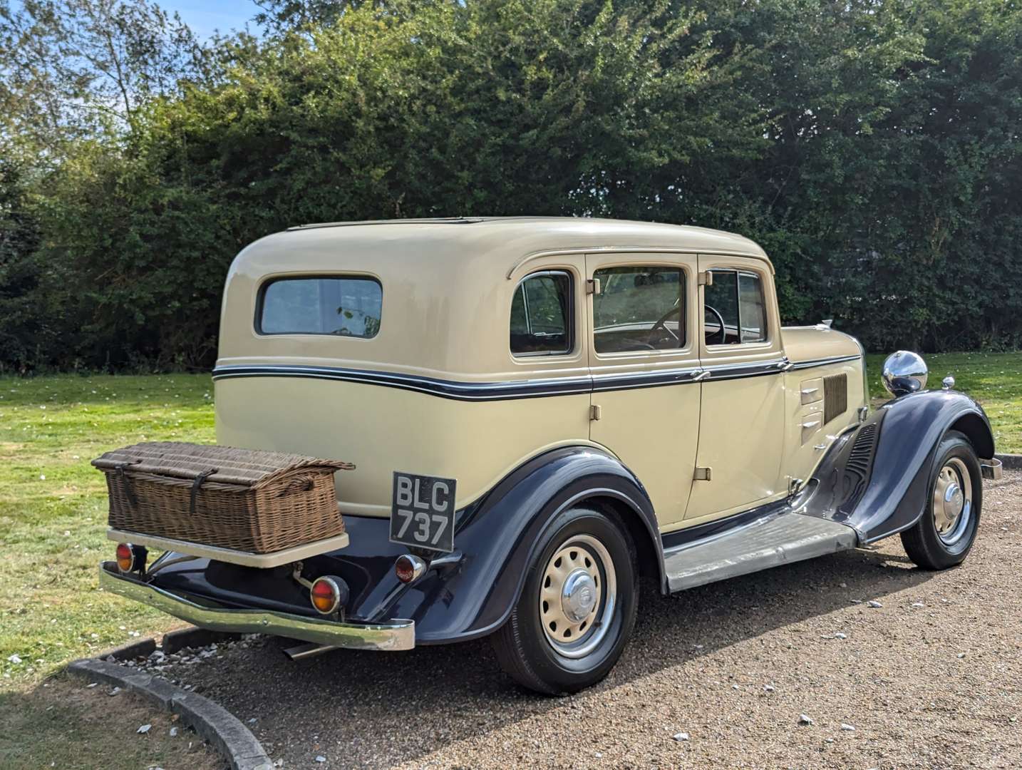 <p>1934 CHRYSLER KEW SIX</p>