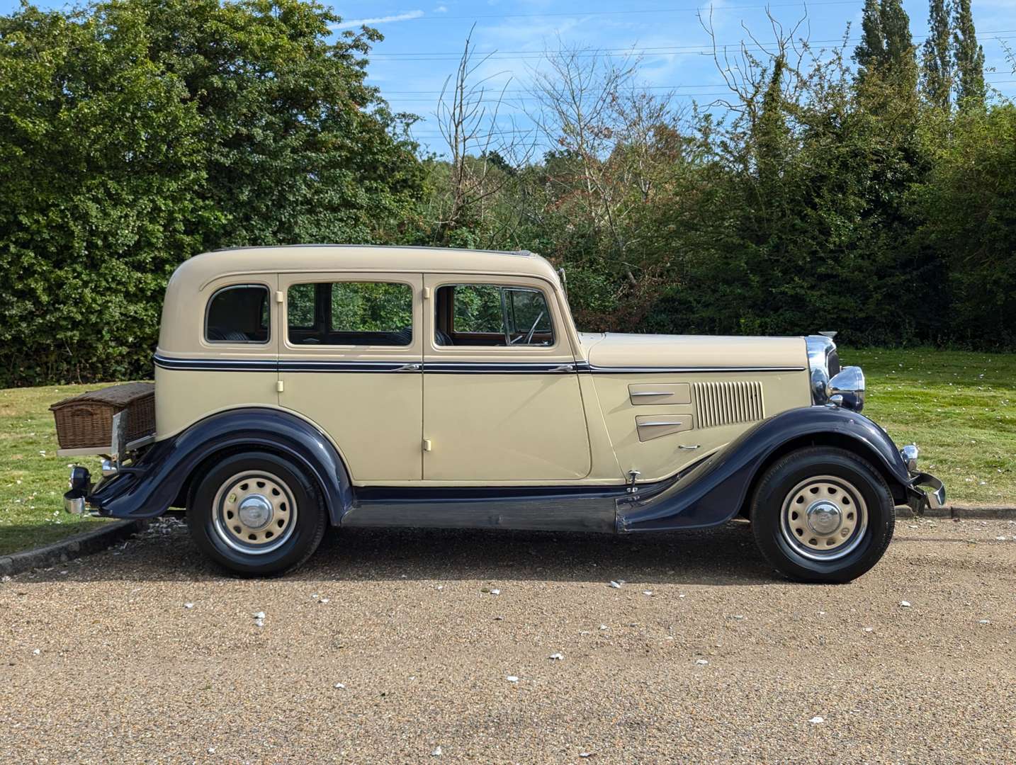 <p>1934 CHRYSLER KEW SIX</p>