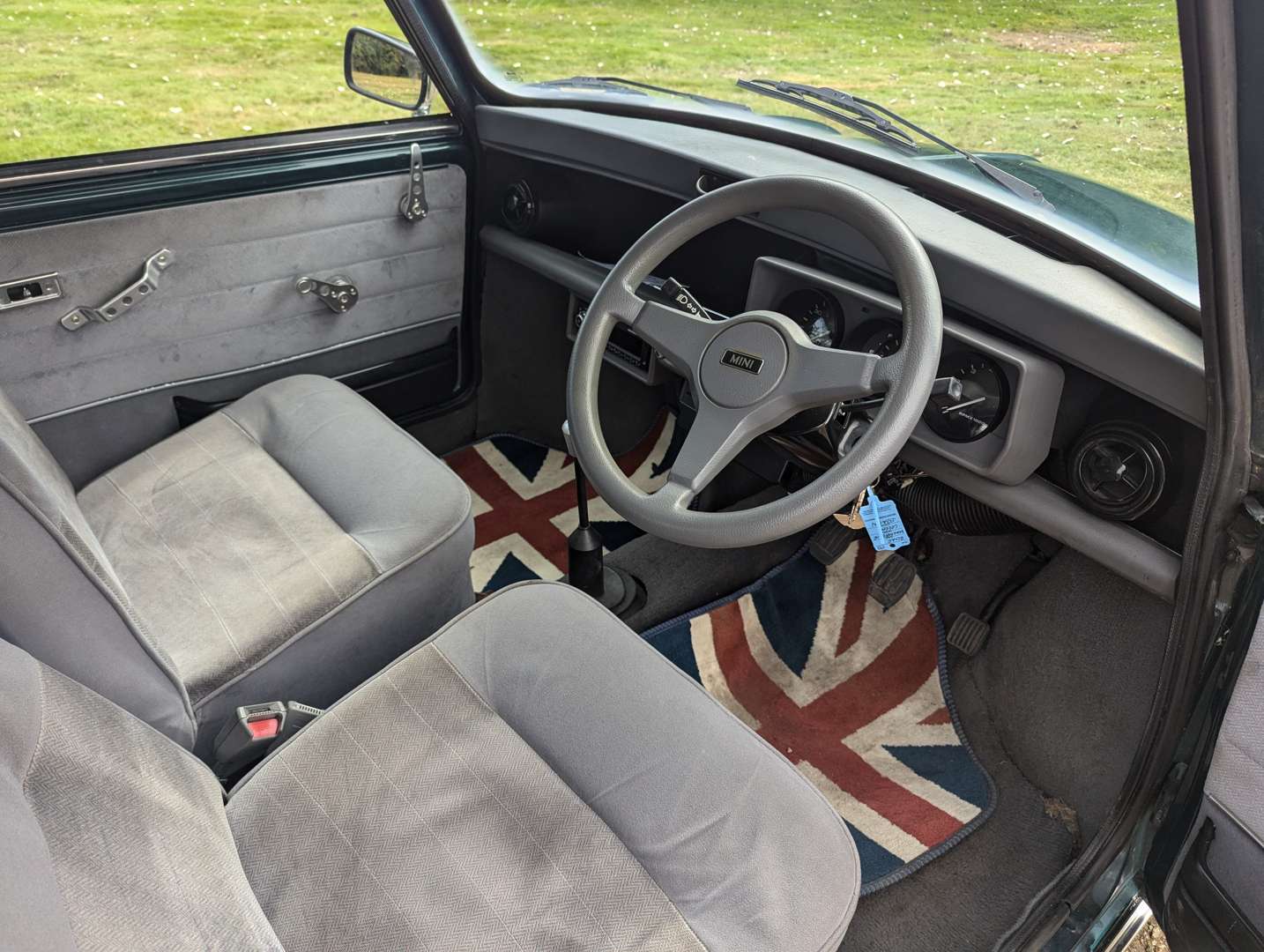 <p>1992 ROVER MINI MAYFAIR&nbsp;</p>