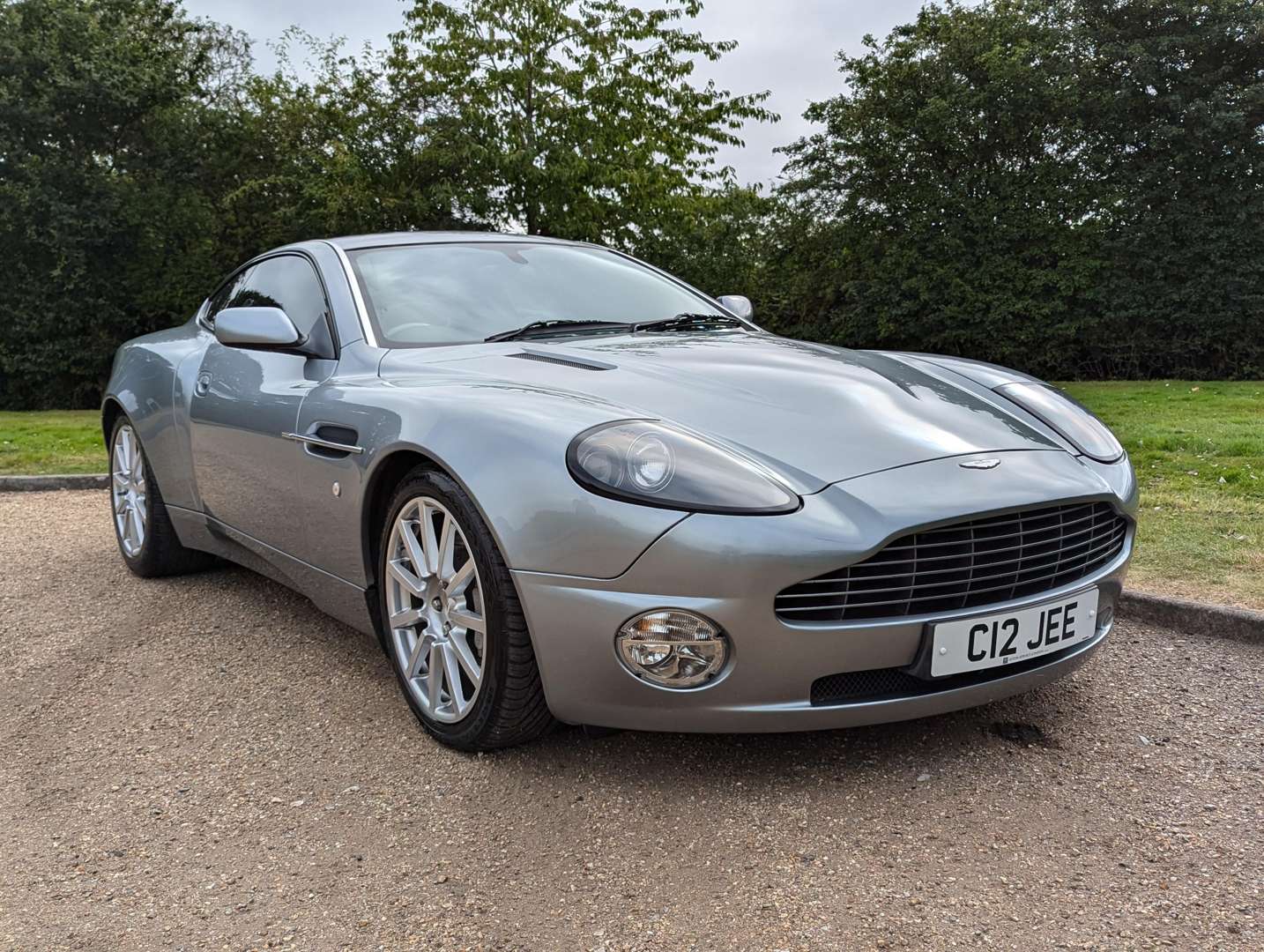 <p>2005 ASTON MARTIN VANQUISH S</p>