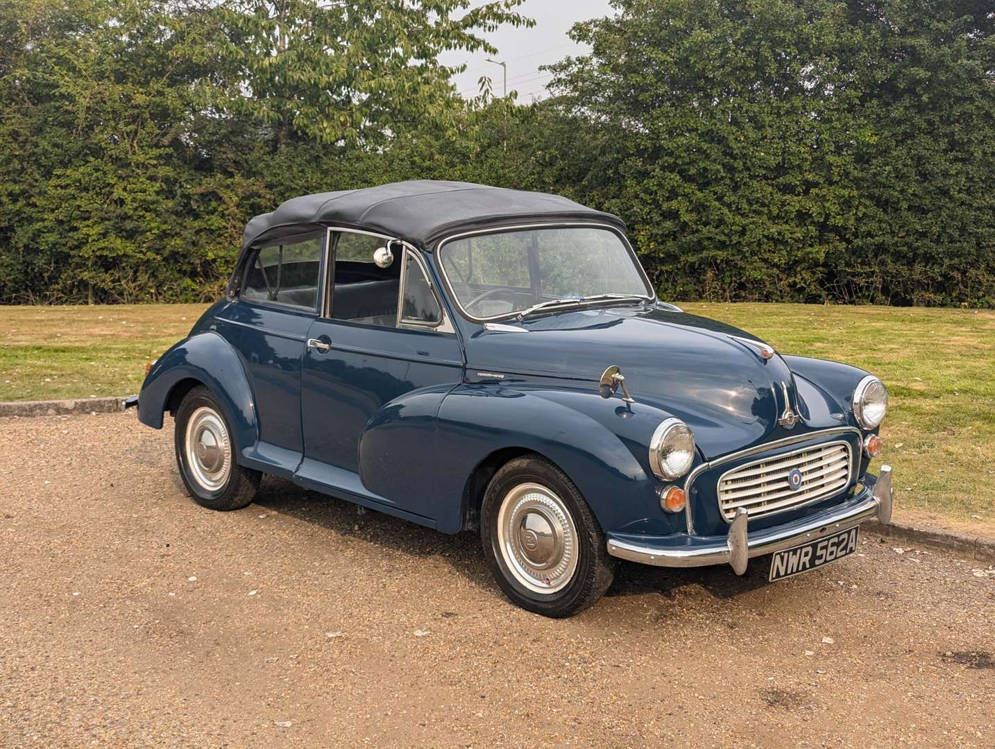 <p>1963 MORRIS MINOR 1000 CONVERTIBLE&nbsp;</p>