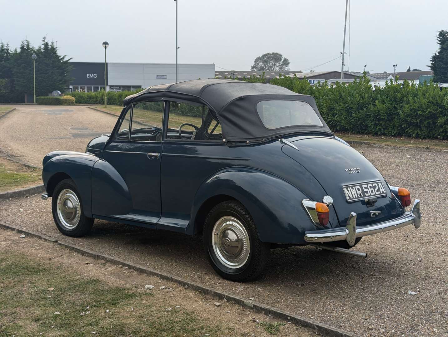 <p>1963 MORRIS MINOR 1000 CONVERTIBLE&nbsp;</p>